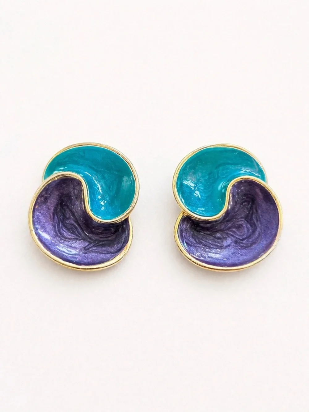 Vintage Gold Tone Enamel Swirl Clip-On Earrings Teal Purple Statement Abstract
